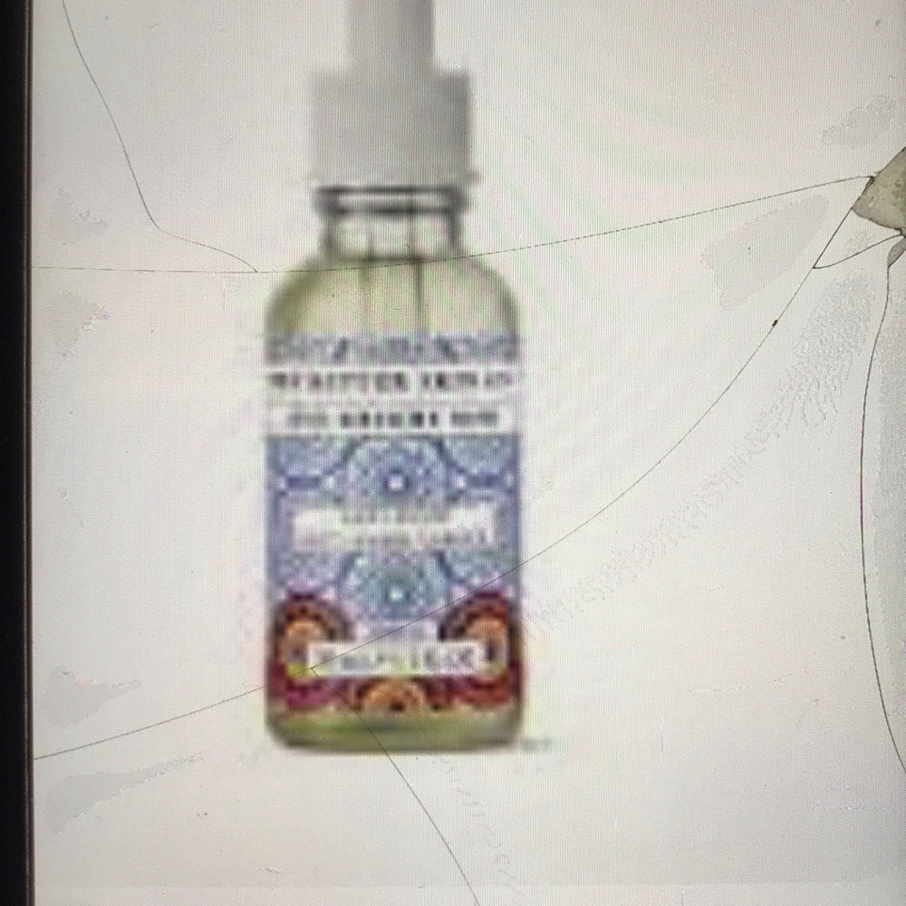 The Better Skin Co  Bright Now Serum NEW